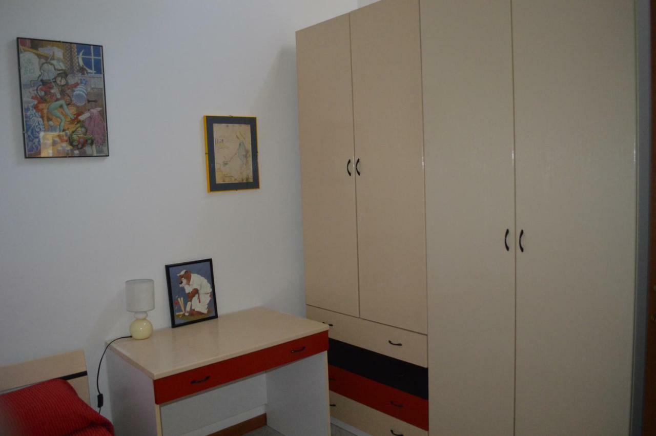 Casa Vacanze Da Roberta A Pochi Km Da Oristano Simaxis Εξωτερικό φωτογραφία